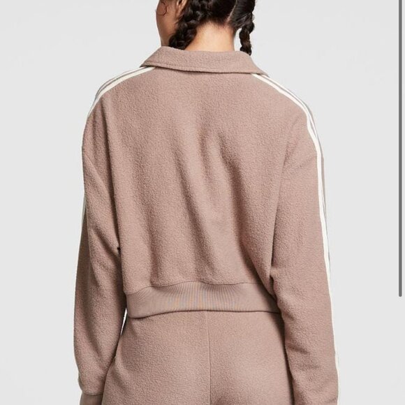 PINK Victoria's Secret Reverse Fleece Cropped Sweatshirt Size XL, XXL and L NWT - Picture 2 of 6